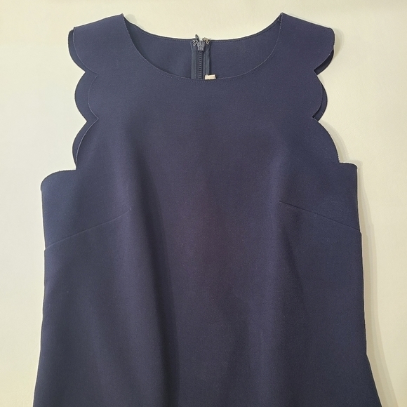 J. Crew Dress Scalloped Mini Laser Cut Navy Blue Wrinkle Free Size 00 - Picture 6 of 16